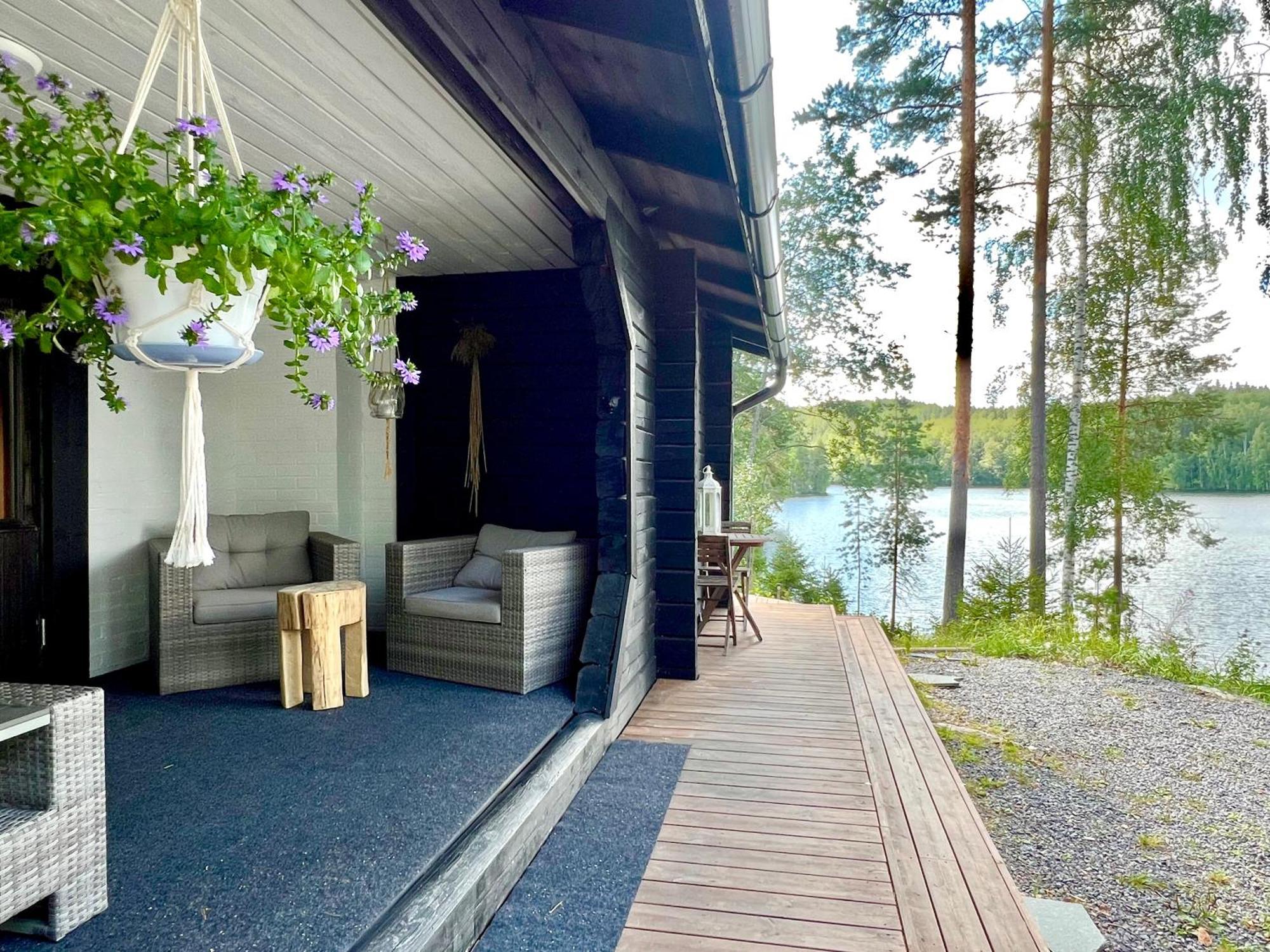 Iken Moekit * Heinola